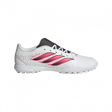 Predator Club turf
